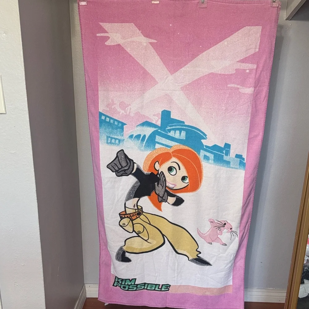 Vintage Y2K Disney Kim Possible Character Beach Towel Pink 29.5” X 54”.